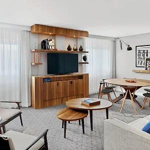**** Hotel Le Meridien Etoile França